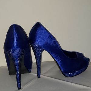 Bordello Platform Heels